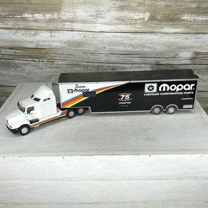 GMP - Stanton Outlaw Racing Team Mopar Car Transporter - 1:64 - 13”